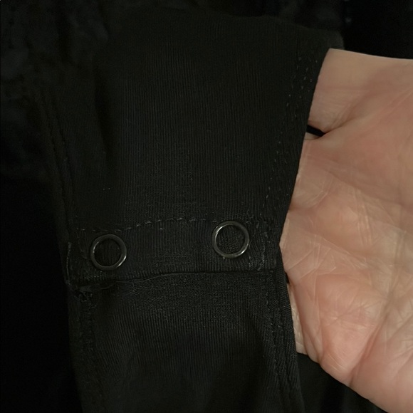 NWT Torrid  Fitted Black Sleeveless Bodysuit Fri Sale🌺 - Picture 3 of 7